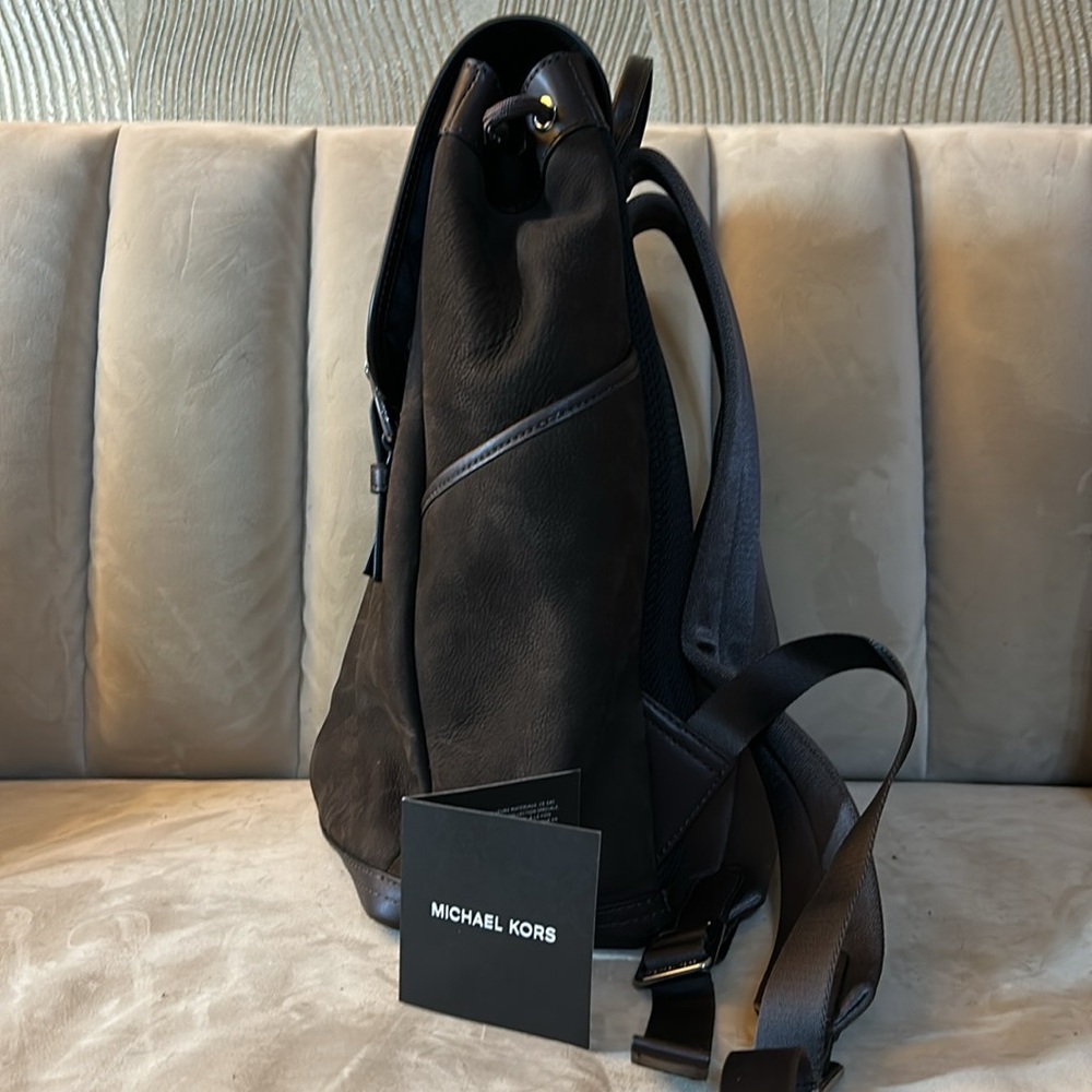 Michael Kors Chocolate Brown Hudson Pebbled Leather Men's Backpack NWT - Picture 10 of 16